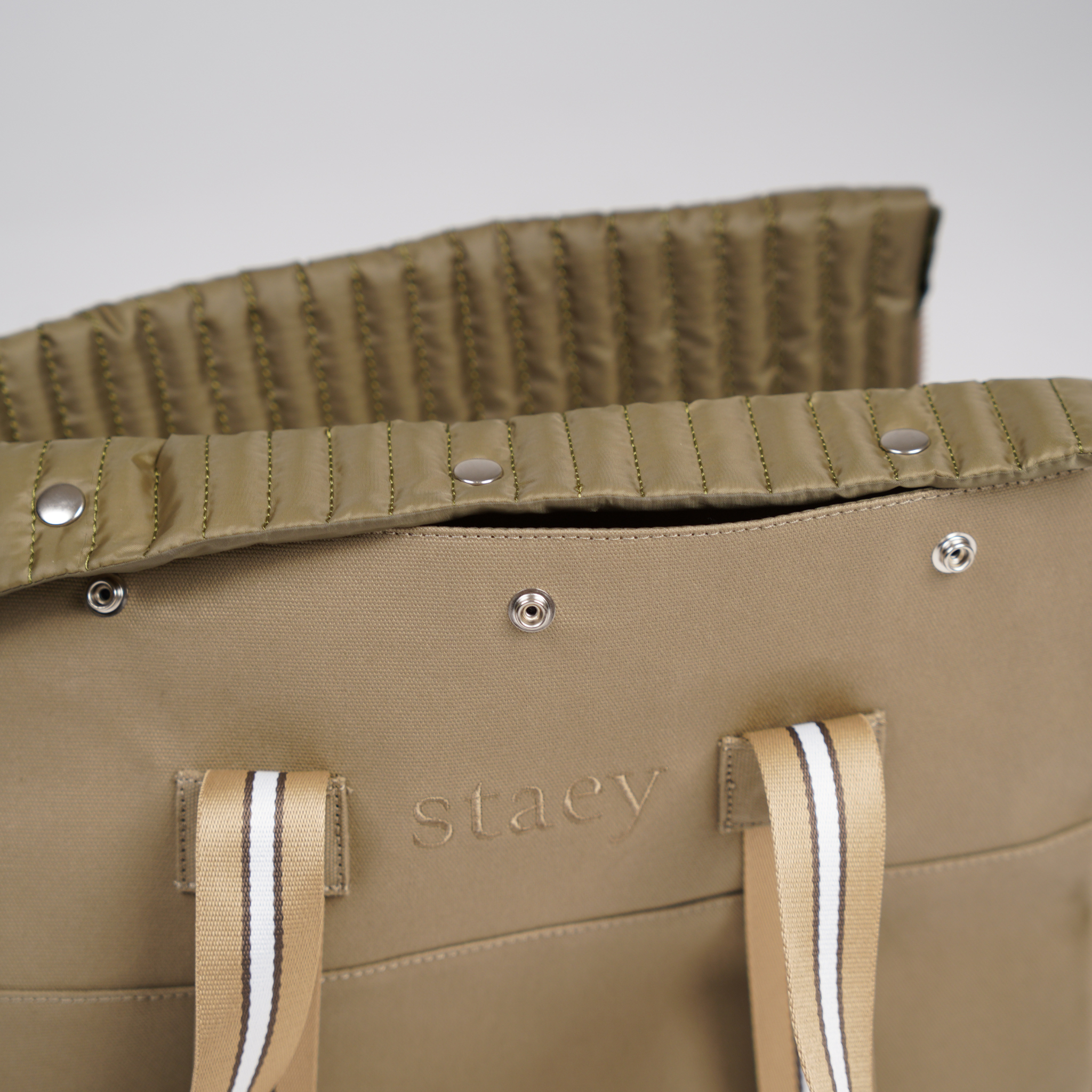 Lily Carrier Bag | Taupe