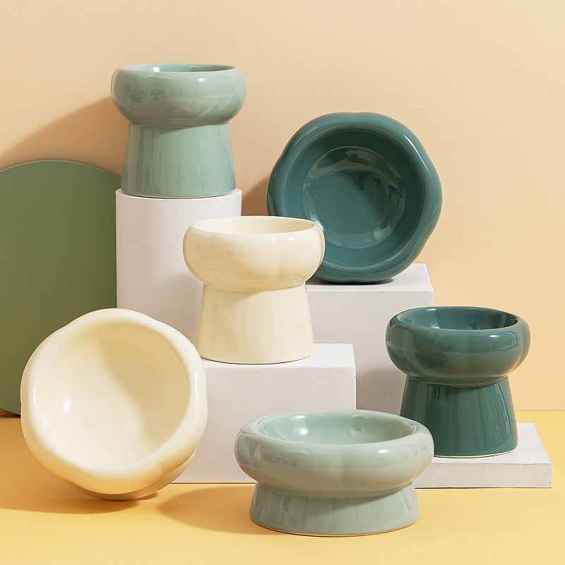 Flower Ceramic Pet Bowl – Soft Green (Raised Profile)