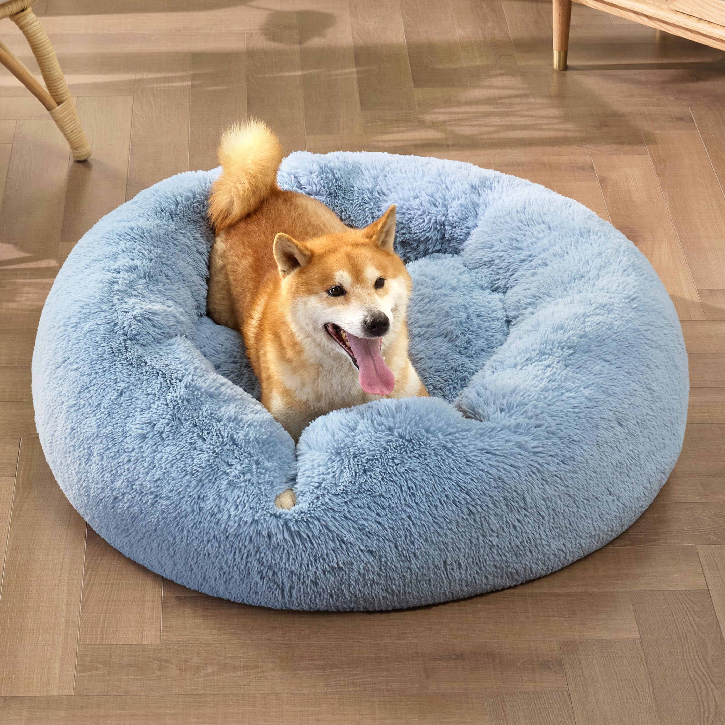 Bedsure Calming Donut Dog Bed – 30-Inch Round for Medium Dogs, Light Blue, Anti-Slip