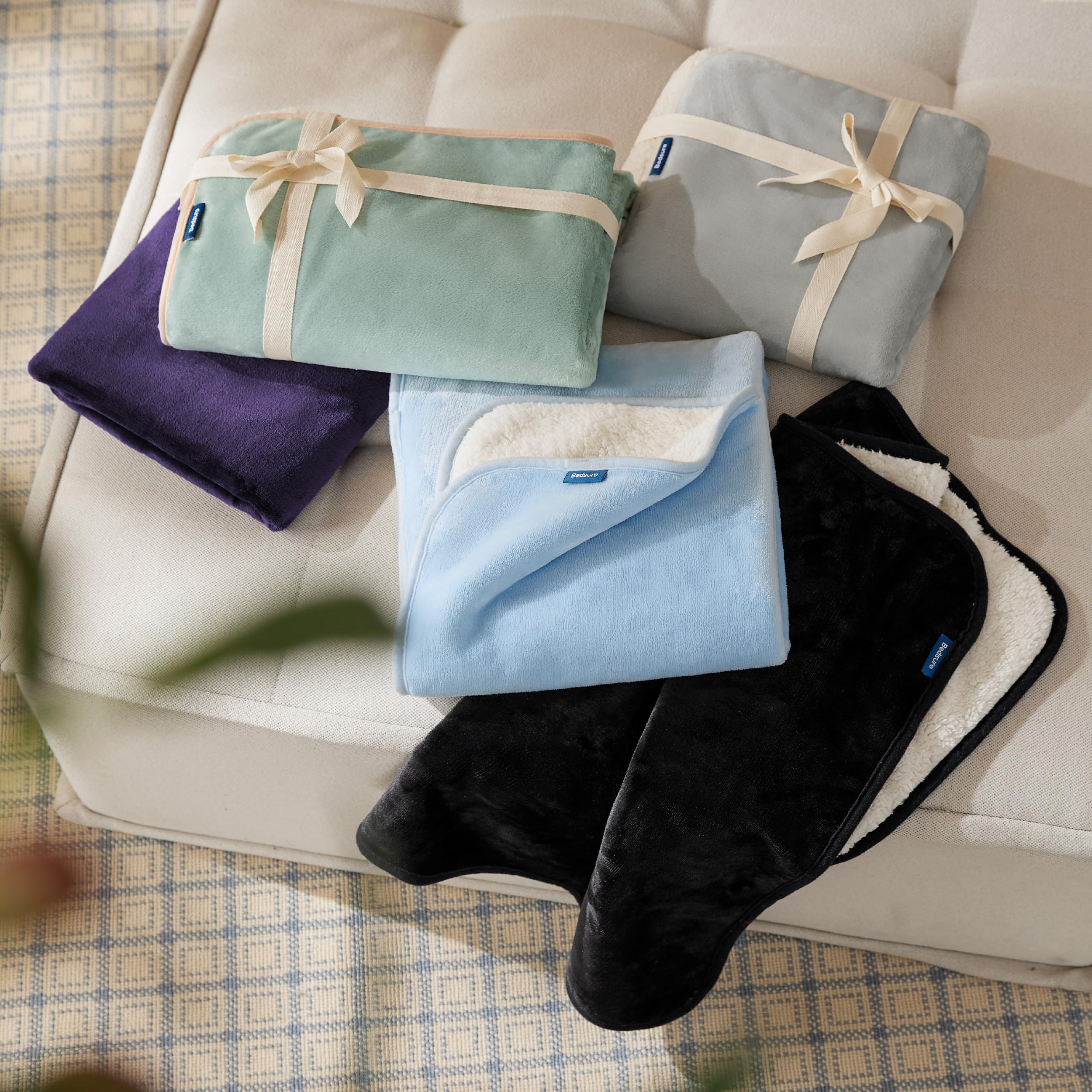 Bedsure Waterproof Blanket for Bed – Queen 90x86, Eggplant | Sherpa Fleece, Reversible, Leakproof